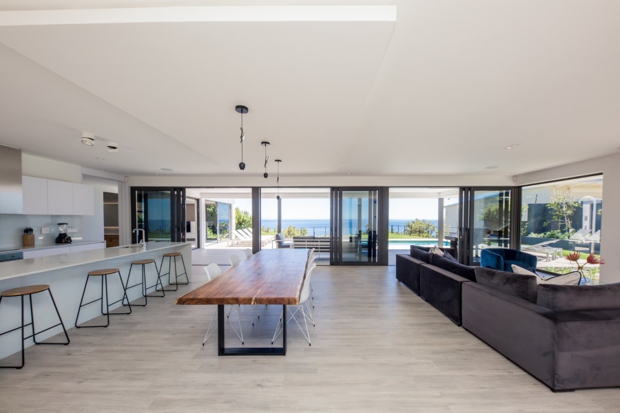 6 Bedroom Property for Sale in Camps Bay Western Cape